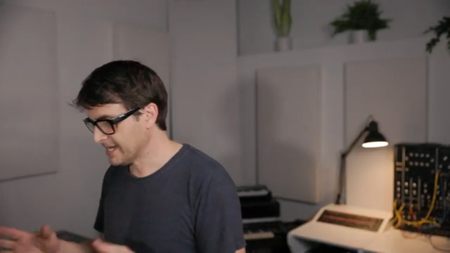 Josh Lucans Klangalchemie: Tangerine Dream-Nebel neu entfacht