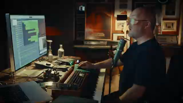 CROW HILLs Pocket Strings: Klangteppiche über Entfernungen weben