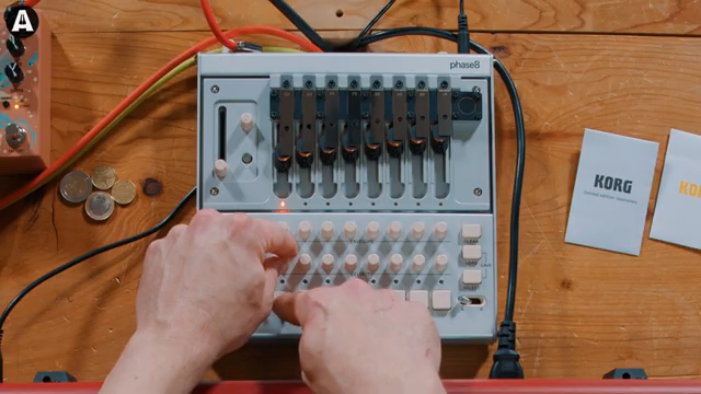 Andertons Synths, Keys and Tech entfesseln den Korg Phase 8: Akustisches Chaos auf Britisch