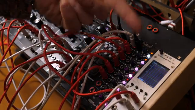 Molten Music Technology vs. Zufall: Das Random8-Chaos