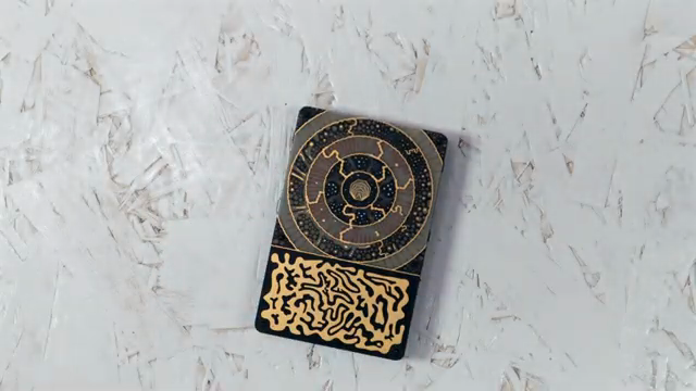 Es ist also eine seltsame Art, Pflanzen und Biomaterial an einen Synthesizer anzuschließen.