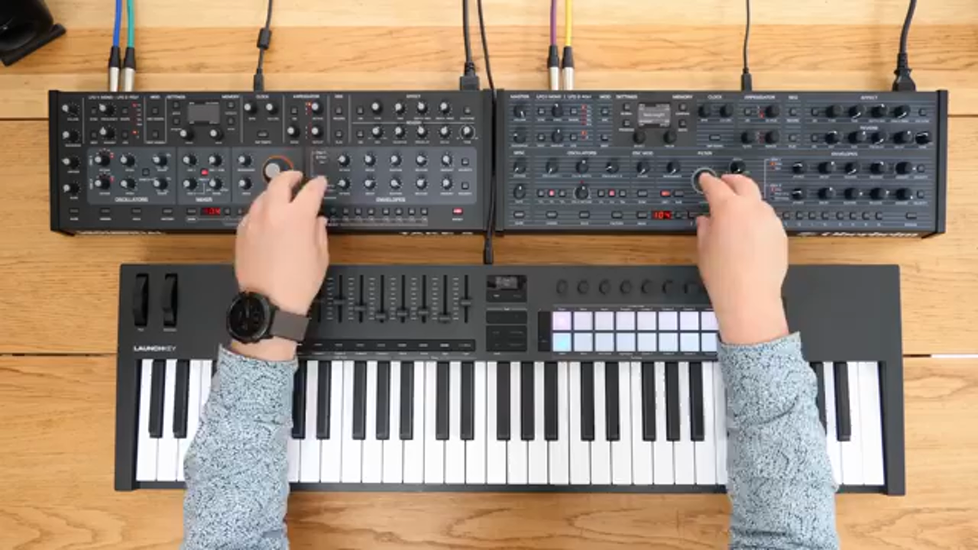 Im Grunde genommen sind sie fast der gleiche Synthesizer.