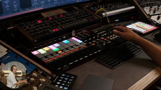 Und es gibt einen kleinen Trick, bei dem du die MIDI-CC-Werte dieses Geräts auf verschiedene Parameter mappen musst, damit sie nicht…