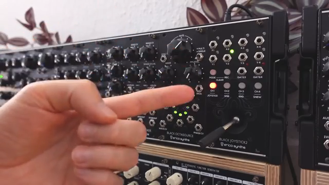 Ich habe dieses System selbst für das Video über Hüllkurven zusammengestellt, aber alles hat so gut zusammengepasst, dass ich mich ein…