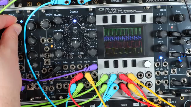 Crossfade zu riesigen Wellenformen mit Wand.