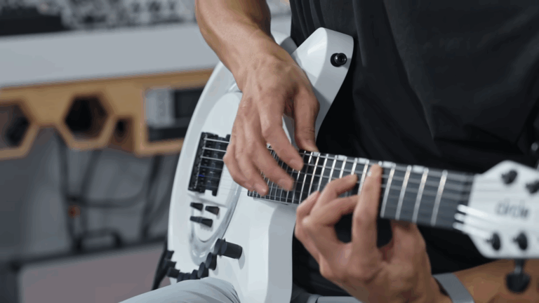 andrewhuang taucht in die Zukunft ein: Die faszinierendsten Musiktools von 2025