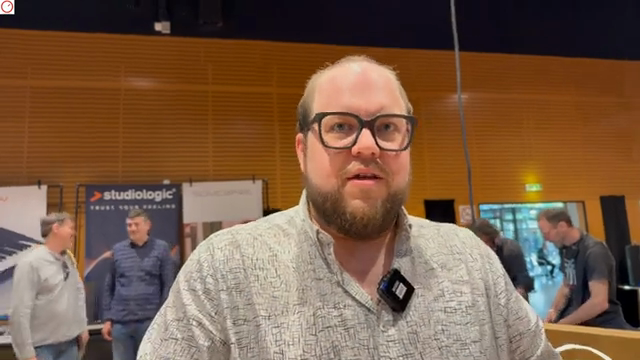 Es ist eine Frage, einen Kunden zu finden, eine individuelle Platte zu kaufen und dann mit dem Kunden in Co-Design ein Gehäuse daraus zu…