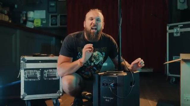 Jeder Eingang hat seinen eigenen Pegel. Ich kann das gar nicht oft genug sagen.