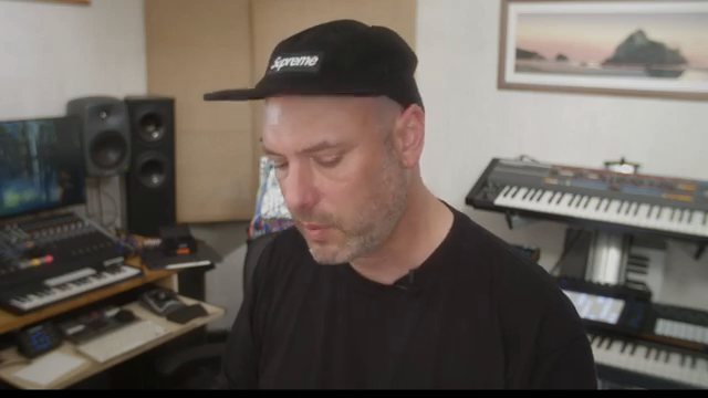 Hier kann Sidechain hilfreich sein.