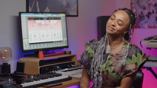 Mix Drums ist ein leistungsstarker und dennoch zugänglicher Effekt, der deinem Drum-Sound Charakter, Energie und Gewicht verleiht.