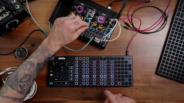 Ein genauerer Batteriestand, Swing für den Arpeggiator, ein verbessertes Menüsystem und mehr.