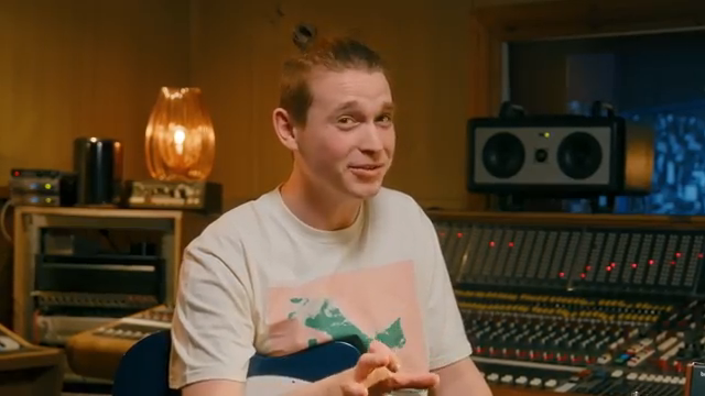 CV steht für Control Voltage und genau das ist es auch.