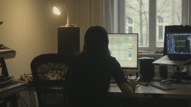 Das war auch meine Phase, in der ich Sachen mit, keine Ahnung, 70 Spuren gemacht habe.