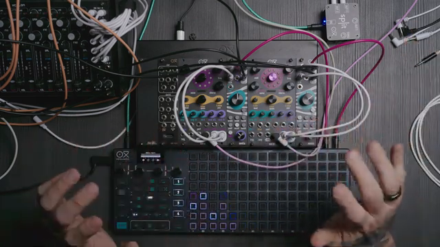 Mit nur einem MIDI-Kabel und einem Split alles im Coral zu modulieren, ist super bequem und einfach.