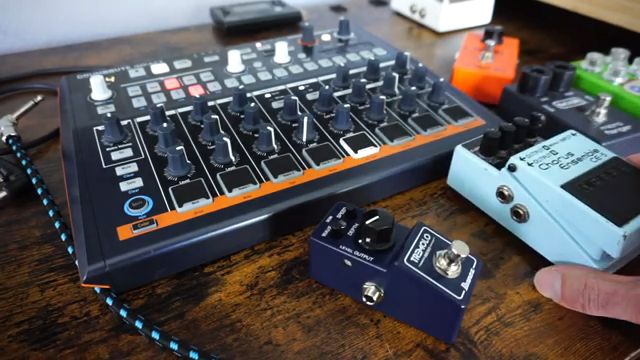 Sie kosten alle gebraucht unter hundert Dollar. Sie sind leicht zu bekommen, leicht zu finden. Und ich finde, sie klingen alle großartig.