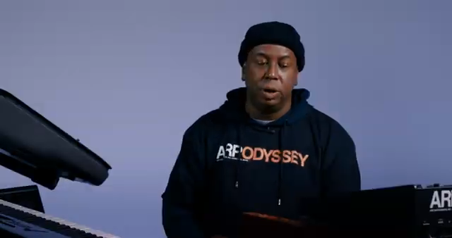 Zuhören ist der Schlüssel: Wenn du der Musik, dir selbst und allen anderen wirklich zuhörst, spielt sich die Musik von selbst.