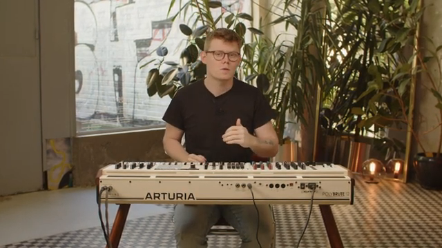 Wir werden alle zusätzlichen PolyBrute 12 Einstellungen erkunden, die zusätzliche Funktionen für die bestehenden Module bieten, und tiefer…