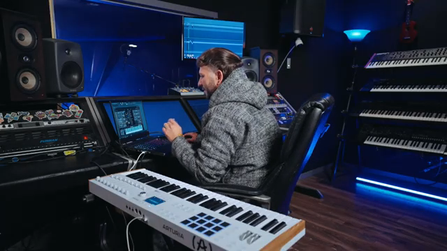 Arturia Synthx V: Multitimbrale Trap-Alchemie in der Box