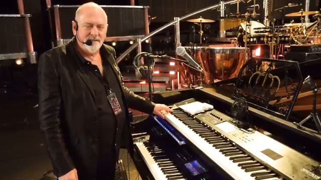 Jetzt triggere ich dieses 'it's a kind of magic' selbst, ich entscheide also, wann es passiert – es ist kein Tape oder so.