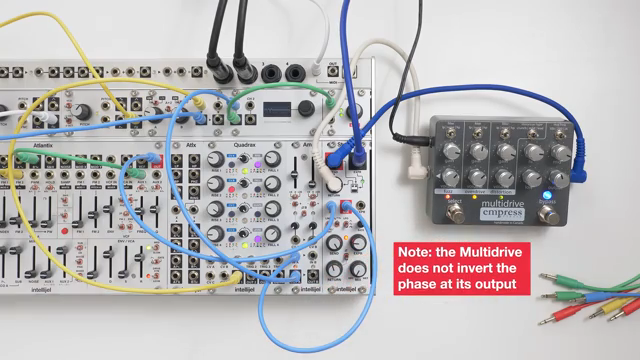 Das ist normalerweise kein Problem, wenn der Effekt eingeschleift oder voll wet ist, aber beim Mischen von Wet und Dry kann es auffallen.