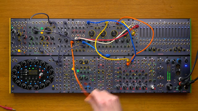 Wir können ein LFO erzeugen oder sogar eine fluctuating random voltage nutzen, um dem Patch etwas Variation zu verleihen.