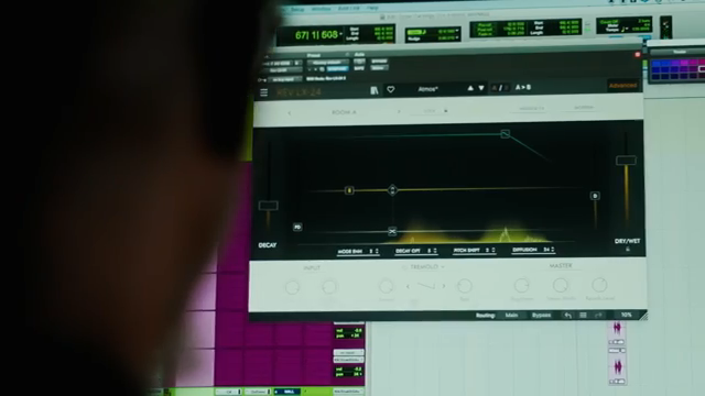 Die Arturia-Plugins waren gut zu mir, ich liebe sie, sie haben einen eigenen Sound – das mag ich an Plugin-Firmen, jede hat ihren eigenen…