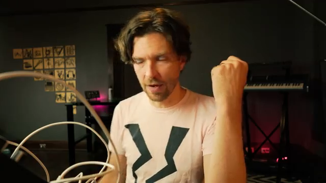 Die Fähigkeit, diese einfachen Funktionen wie Mischen, Invertieren, Abschwächen und Offsetzen auszuführen, ist in einem Modularsystem für…