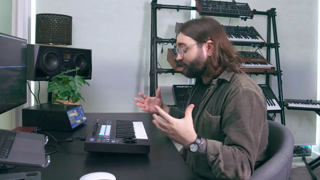 Das bedeutet im Grunde, dass du Arpeggios machen kannst, die über die verfügbaren Tasten hinausgehen – und das mit nur einem Tastendruck.