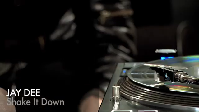 Der Producer verneigt sich vor Dilla, ob er will oder nicht, denn wir alle, wirklich alle, haben etwas von ihm übernommen wie bei Coltrane…