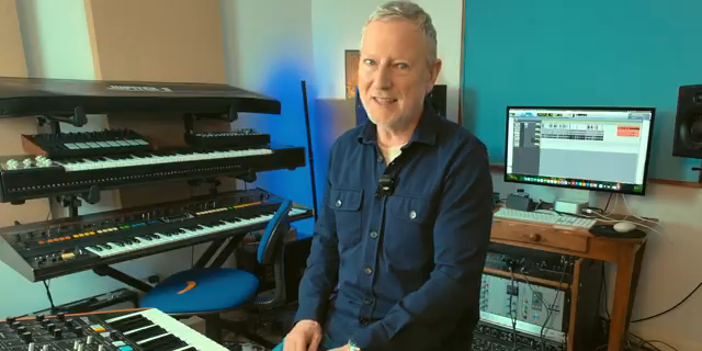 Moog Muse: Matt Johnson’s Keyspace und die Klangwellen des Analogen