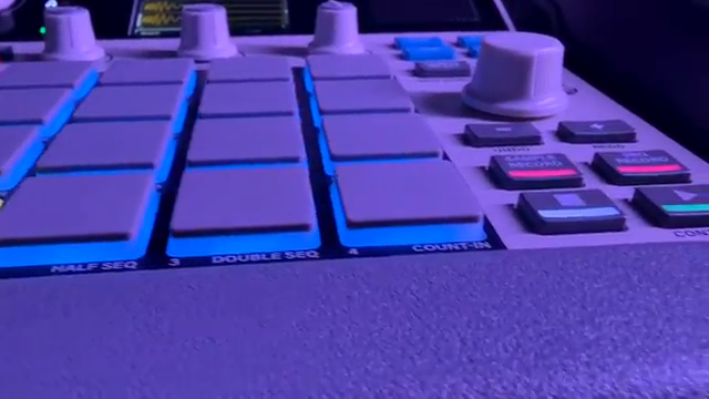 sunwarper vs. dem MPC Sample: In einer Session, ohne Handbuch, voller Groove