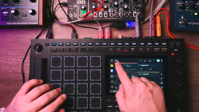 Es ist einer der wenigen Synths, bei denen ich einfach drauflosdrehen kann und es klingt trotzdem immer gut.