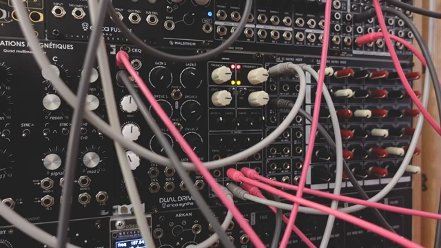 Das injiziert sechs verschiedene Zufallsspannungen in die Patches.