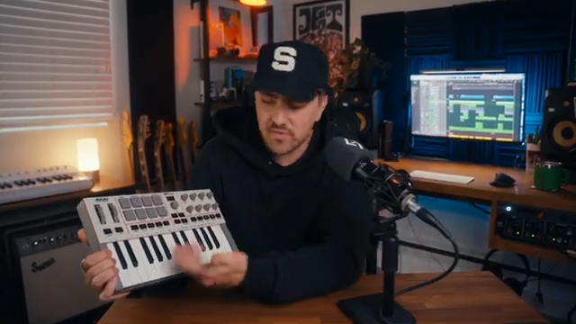 Also, ich weiß nicht, wie es euch geht, aber die Studio Instrument Collection überzeugt mich bei diesem Keyboard total.