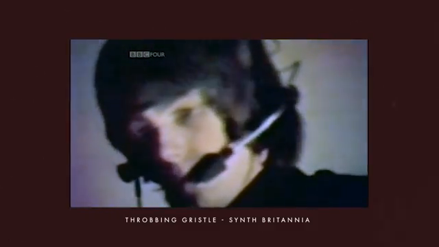 Diese Unvollkommenheiten sorgen für Bewegung und Unberechenbarkeit, die saubere Synths oft nicht bieten.