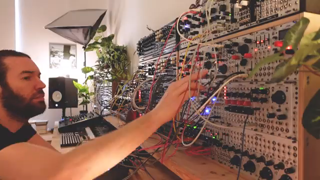 Für mich macht das richtig Spaß, mit dem Konzept zu starten und es in ein Recording in ein paar Tagen zu verwandeln.