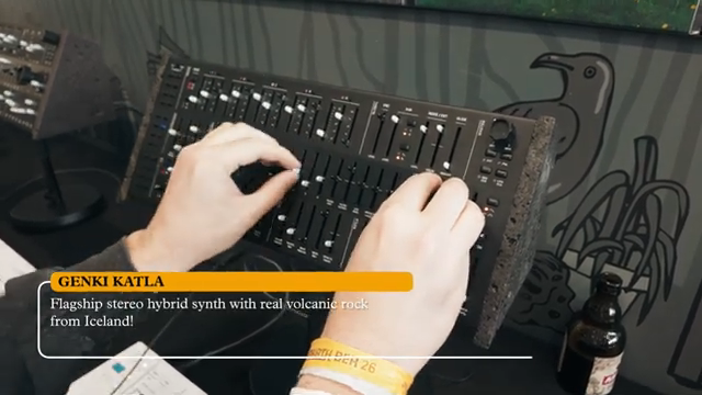 Ich war mir wirklich nicht sicher, ob das mehr ein Gimmick-Synth ist, ganz ehrlich wegen des Preises und dem Vulkangestein, aber ich war…