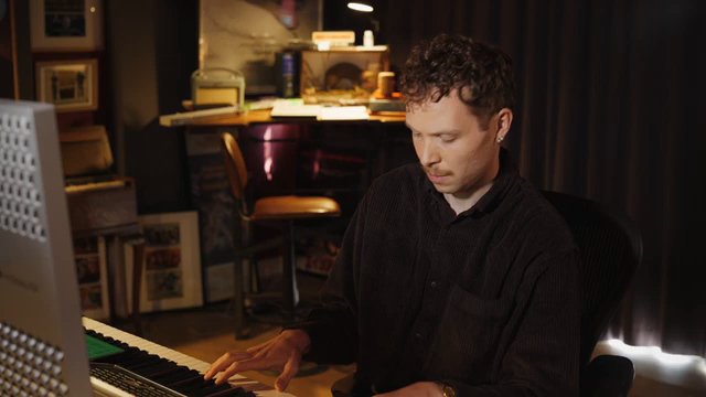 CROW HILLs Orchestral Bass Slides: Tiefe Strömungen in den Vaults