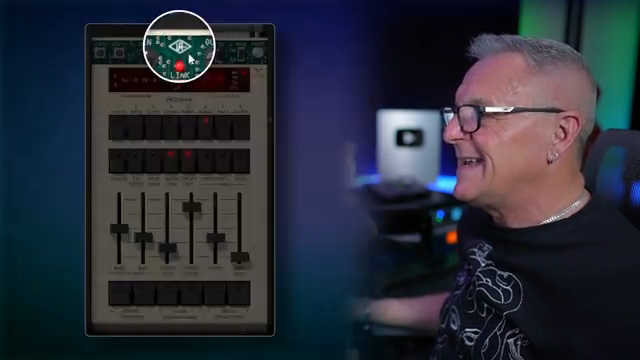 Wenn du auf das Logo oben schaust – das Universal Audio-Logo – kannst du das an- und ausschalten. Es geht um modellierte Unsauberkeiten.