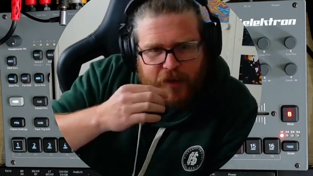 Früher gab’s beim Octatrack nur einen Mute-Modus, der einfach hart abklemmt. Jetzt lassen sich die Effekt-Tails ausklingen.