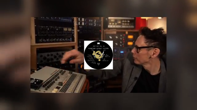 Voltage Labs und die schwindende Geduld des Techno: Eine entrollte Klangspannung