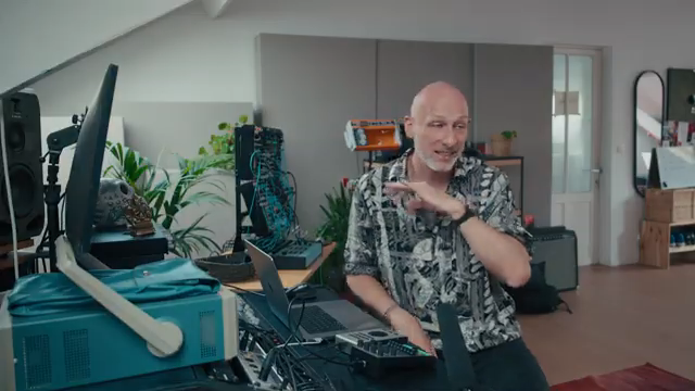 Zeit, YouTube zu verlassen und eigene Musik zu machen.