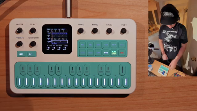 Es verwandelt den FM1 in eine 8-Spur-Groovebox.